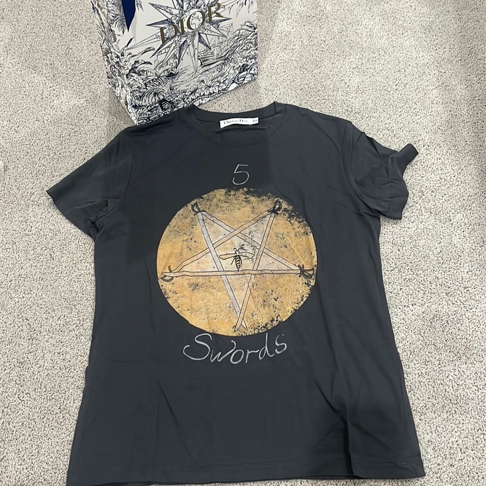 Dior t shirt